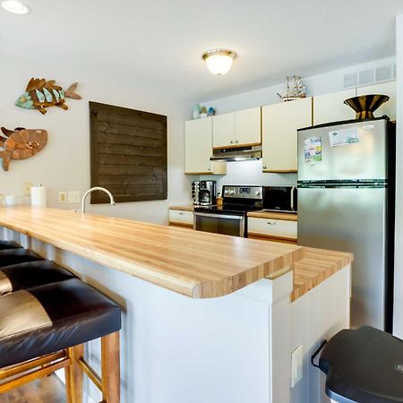 Lakefront Osage Beach Condo With Community Pool Екстер'єр фото