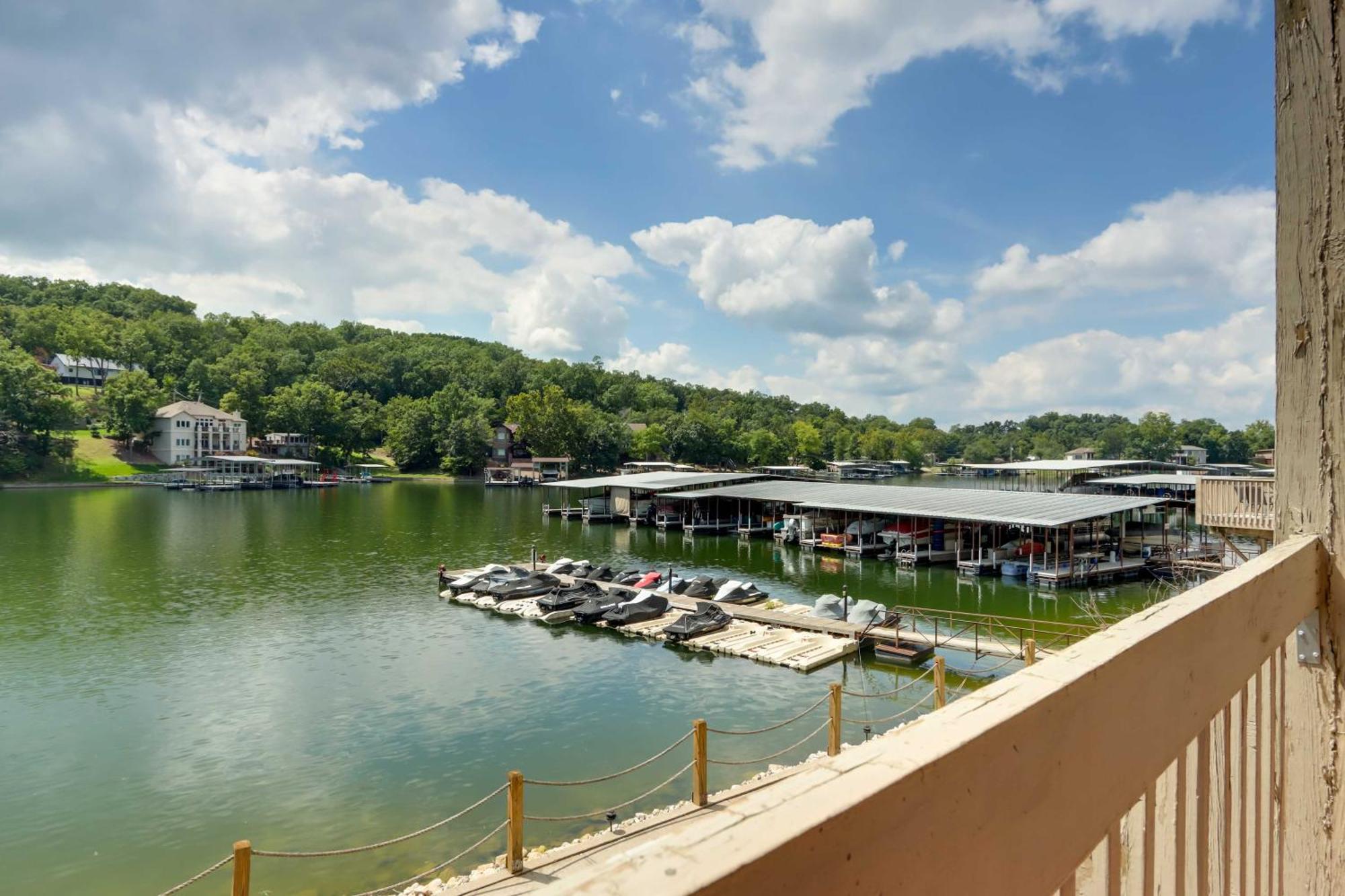 Lakefront Osage Beach Condo With Community Pool Екстер'єр фото