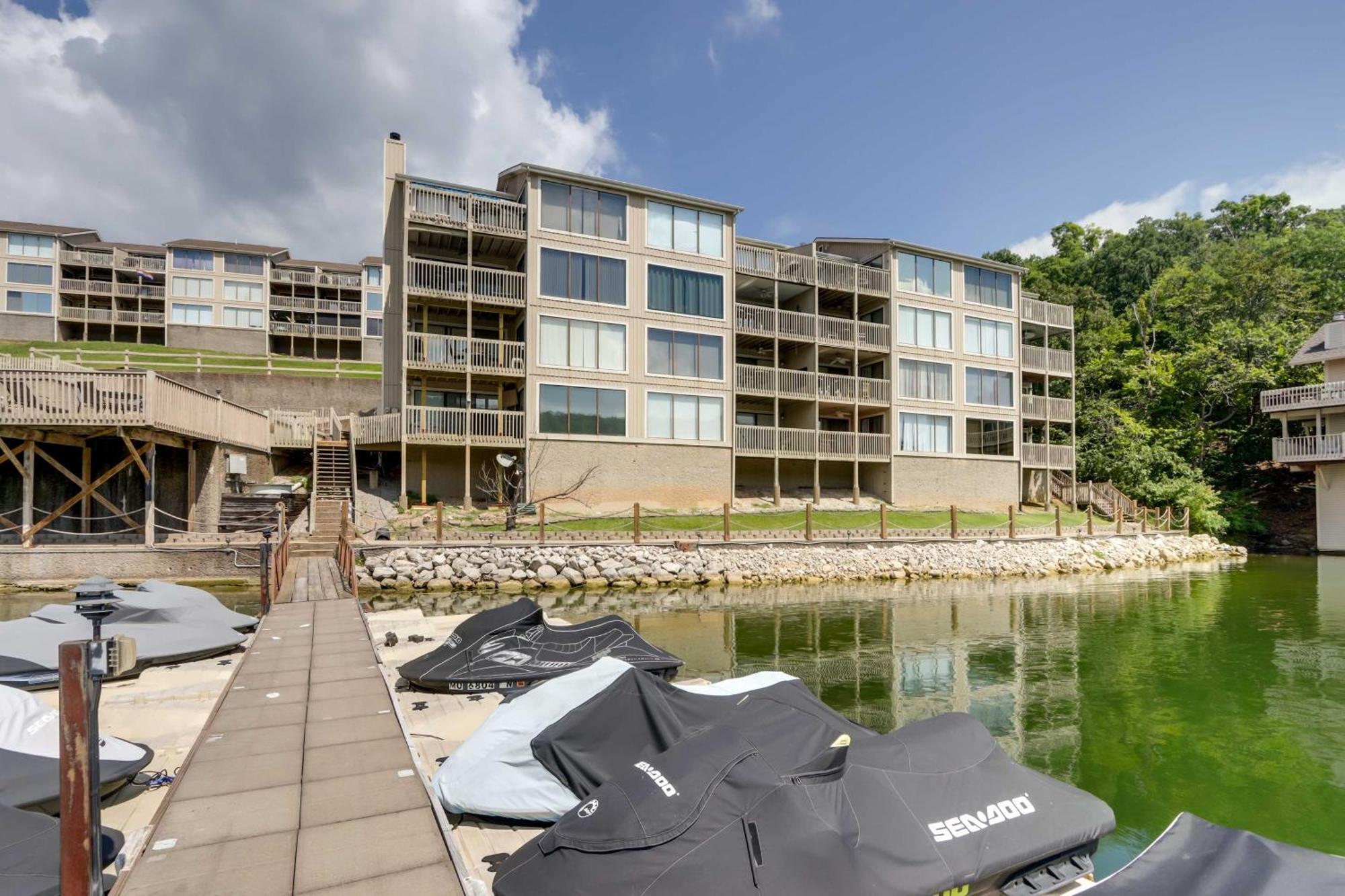 Lakefront Osage Beach Condo With Community Pool Екстер'єр фото